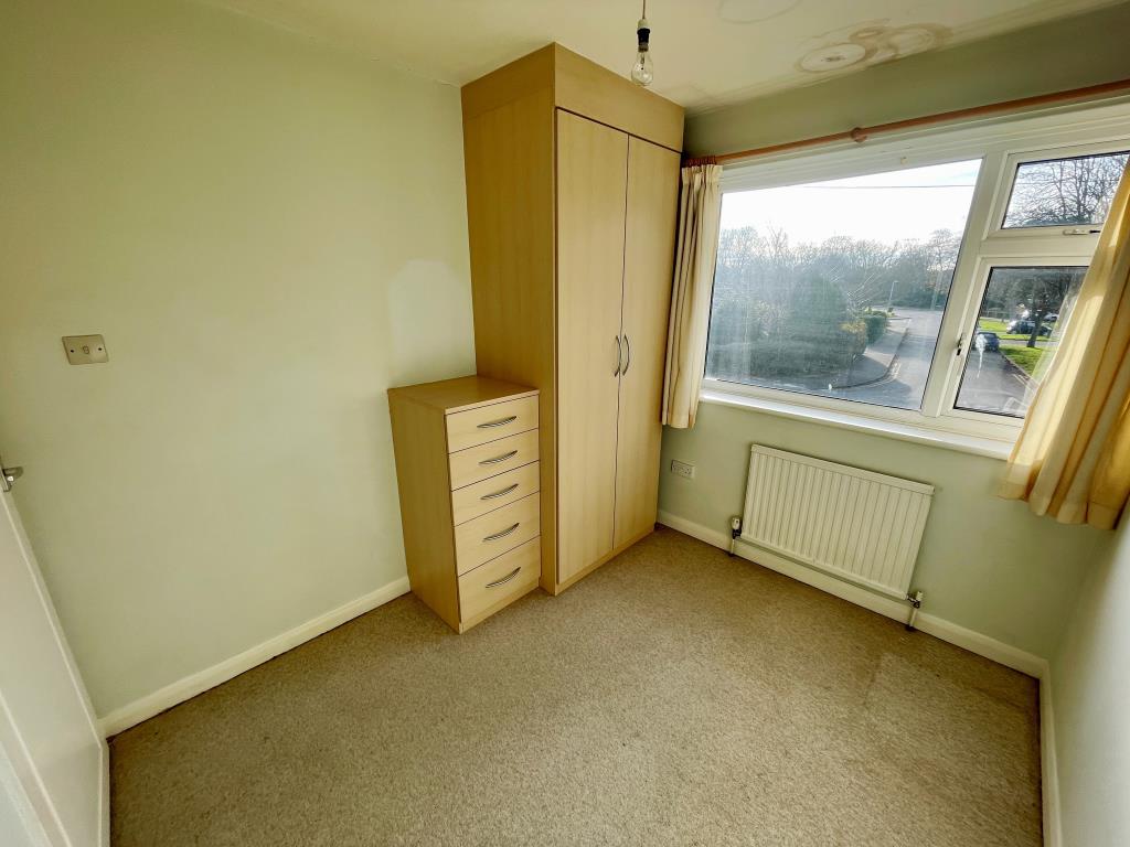 Lot: 143 - FOUR-BEDROOM SEMI-DETACHED HOUSE - Bedroom four